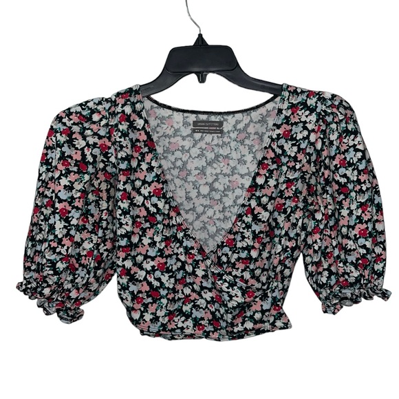 Urban Outfitters Tops - Urban Outfitters Floral Blouse Top Size M